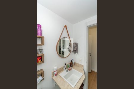 Apartamento à venda com 75m², 3 quartos e 2 vagas Apartamento à venda com 75m², 3 quartos e 2 vagasBanheiro da Suíte