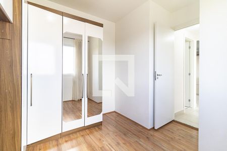 Quarto 1 de apartamento para alugar com 2 quartos, 32m² em Parque Fongaro, São Paulo