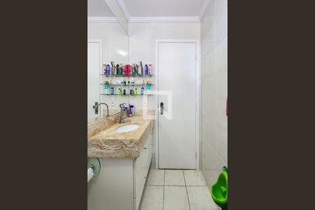 Apartamento à venda com 64m², 3 quartos e 1 vaga Apartamento à venda com 64m², 3 quartos e 1 vagaBanheiro