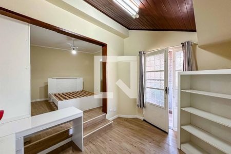 Casa à venda com 200m², 3 quartos e 2 vagasQuarto