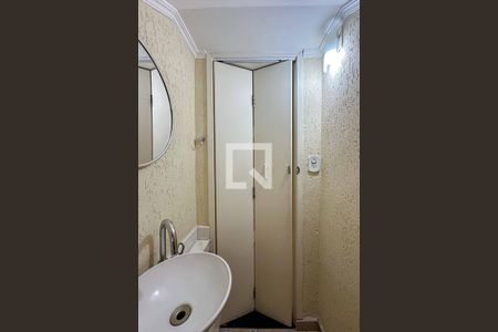 Casa à venda com 200m², 3 quartos e 2 vagasBanheiro