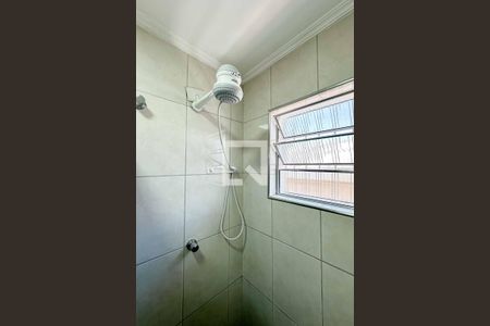 Casa à venda com 200m², 3 quartos e 2 vagasBanheiro