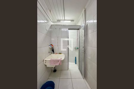 Casa à venda com 200m², 3 quartos e 2 vagasDetalhe da área de serviço