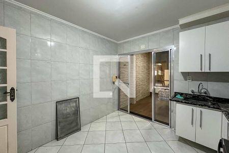 Casa à venda com 200m², 3 quartos e 2 vagasCozinha 