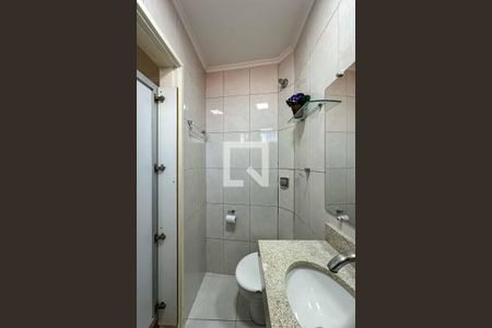 Casa à venda com 200m², 3 quartos e 2 vagasBanheiro