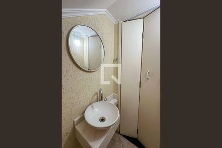 Casa à venda com 200m², 3 quartos e 2 vagasBanheiro