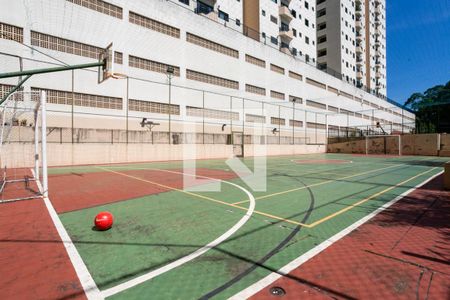 Apartamento à venda com 98m², 3 quartos e 3 vagasÁrea comum - Quadra esportiva