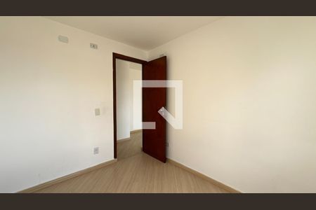 Quarto 1 de apartamento para alugar com 2 quartos, 47m² em Santo Antônio, São José dos Pinhais