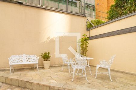 Apartamento à venda com 60m², 2 quartos e 1 vagaÁrea comum- pátio