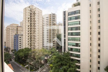 Sala, vista aberta de apartamento à venda com 2 quartos, 60m² em Indianópolis, São Paulo