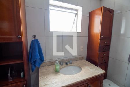 Apartamento à venda com 70m², 2 quartos e 2 vagasBanheiro