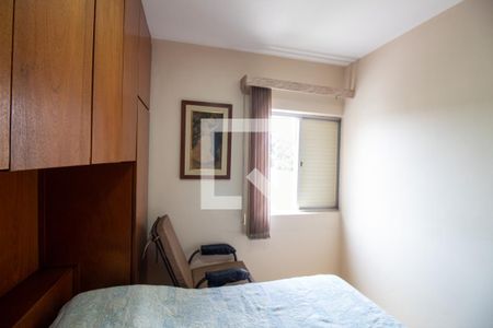 Apartamento à venda com 70m², 2 quartos e 2 vagasQuarto 2