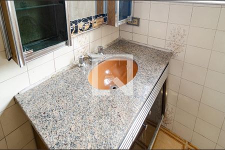 Casa à venda com 330m², 4 quartos e 3 vagasBanheiro da Edícula