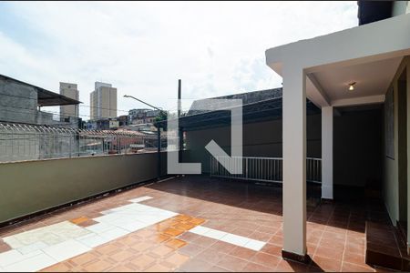 Casa à venda com 330m², 4 quartos e 3 vagasVaranda