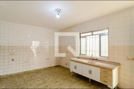 Casa à venda com 330m², 4 quartos e 3 vagasCozinha 2