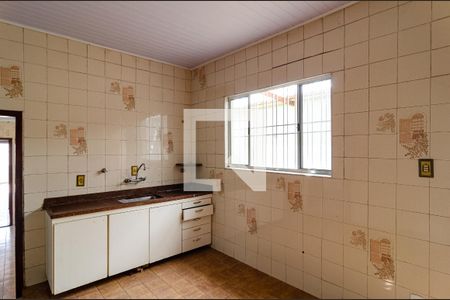 Casa à venda com 330m², 4 quartos e 3 vagasCozinha