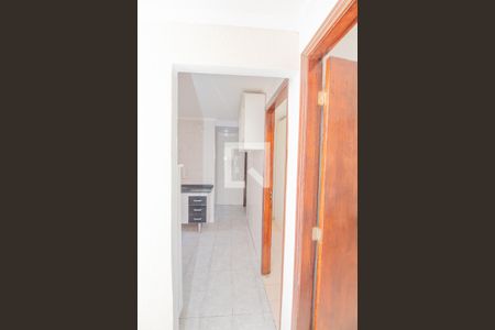 Corredor de apartamento para alugar com 2 quartos, 49m² em Conjunto Habitacional Teotonio Vilela, São Paulo
