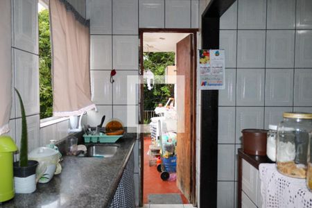 Casa à venda com 790m², 2 quartos e 1 vaga Casa à venda com 790m², 2 quartos e 1 vagaCozinha