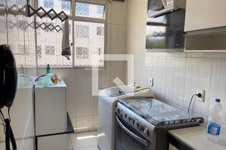 Cozinha de apartamento para alugar com 2 quartos, 55m² em Jardim Primavera, Duque de Caxias