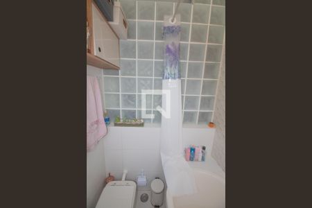 Casa à venda com 334m², 4 quartos e 5 vagas Casa à venda com 334m², 4 quartos e 5 vagasBanheiro Suíte 1