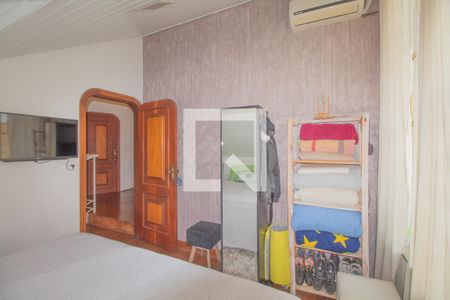 Casa à venda com 334m², 4 quartos e 5 vagas Casa à venda com 334m², 4 quartos e 5 vagasQuarto 1