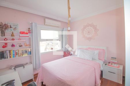 Casa à venda com 334m², 4 quartos e 5 vagas Casa à venda com 334m², 4 quartos e 5 vagasSuíte 1