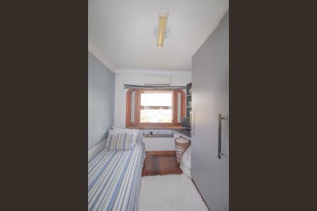 Casa à venda com 334m², 4 quartos e 5 vagas Casa à venda com 334m², 4 quartos e 5 vagasSuíte 2