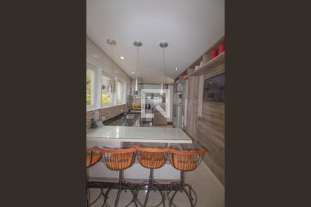 Casa à venda com 334m², 4 quartos e 5 vagas Casa à venda com 334m², 4 quartos e 5 vagasCozinha