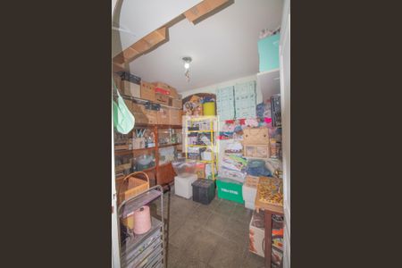 Casa à venda com 334m², 4 quartos e 5 vagas Casa à venda com 334m², 4 quartos e 5 vagasDespensa da área de churrasqueira