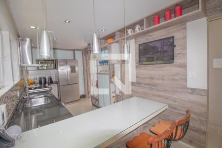 Casa à venda com 334m², 4 quartos e 5 vagas Casa à venda com 334m², 4 quartos e 5 vagasCozinha