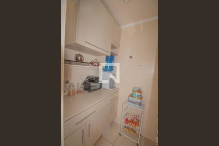 Casa à venda com 334m², 4 quartos e 5 vagas Casa à venda com 334m², 4 quartos e 5 vagasDespensa área de serviço