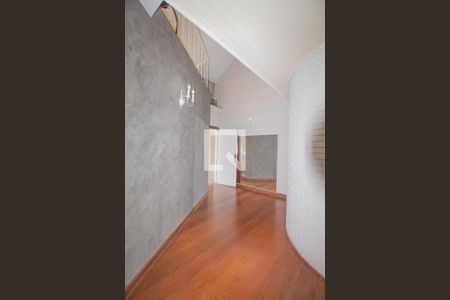 Entrada acesso sala de casa à venda com 4 quartos, 400m² em Jardim Guairaca, São Paulo