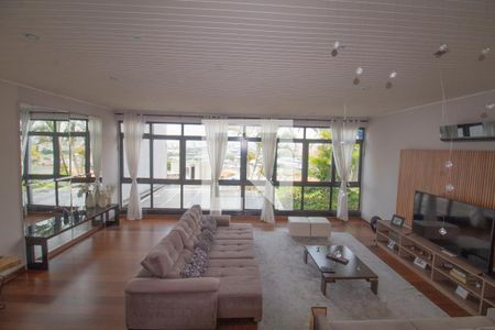 Sala de casa à venda com 4 quartos, 400m² em Jardim Guairaca, São Paulo