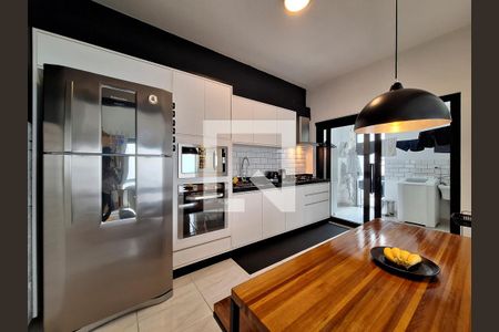 Casa à venda com 280m², 4 quartos e sem vagaCozinha