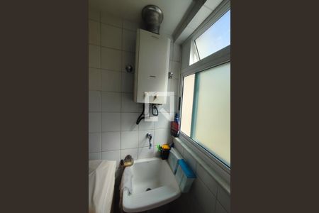 Apartamento à venda com 167m², 3 quartos e 2 vagas Apartamento à venda com 167m², 3 quartos e 2 vagasÁrea de Serviço