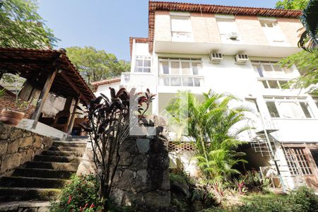 Fachada de casa à venda com 5 quartos, 350m² em Itanhangá, Rio de Janeiro