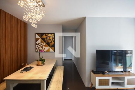 Sala de apartamento à venda com 3 quartos, 70m² em Jardim Parque Morumbi, São Paulo