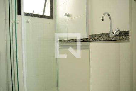 Casa de condomínio para alugar com 150m², 4 quartos e 3 vagasBanheiro Social