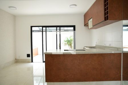 Casa de condomínio para alugar com 150m², 4 quartos e 3 vagasCozinha