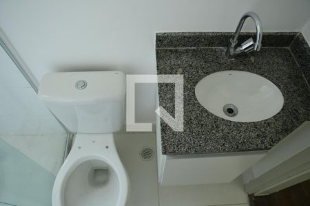 Casa de condomínio para alugar com 150m², 4 quartos e 3 vagasBanheiro da Suíte 1 