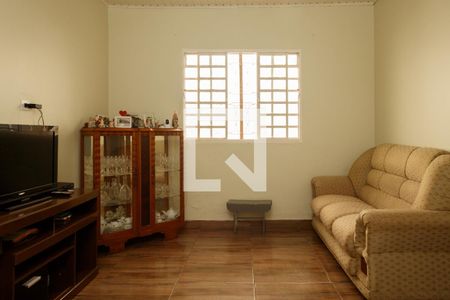 Sala de casa à venda com 5 quartos, 280m² em Vila Nilo, São Paulo