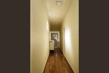 Casa à venda com 280m², 5 quartos e 4 vagasCorredor