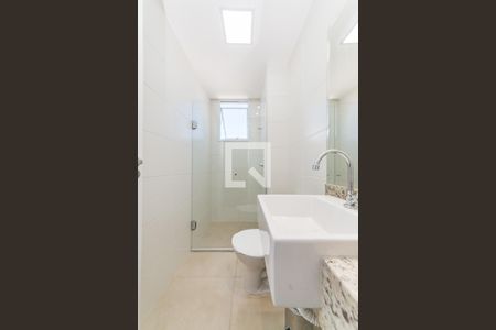 Banheiro Social de apartamento à venda com 2 quartos, 58m² em Nova Suíssa, Belo Horizonte