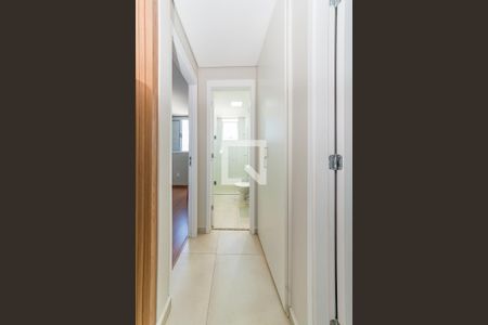 Corredor de apartamento à venda com 2 quartos, 58m² em Nova Suíssa, Belo Horizonte