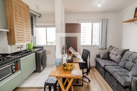 Sala de apartamento para alugar com 2 quartos, 35m² em Cidade Patriarca, São Paulo