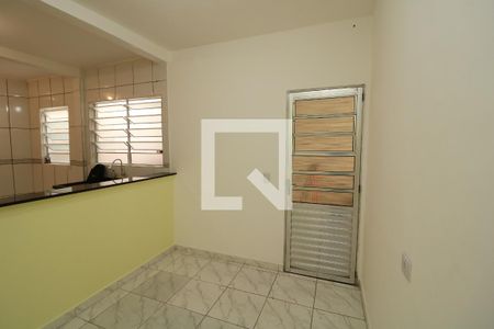 Sala de casa para alugar com 2 quartos, 80m² em Jardim Vila Carrão, São Paulo