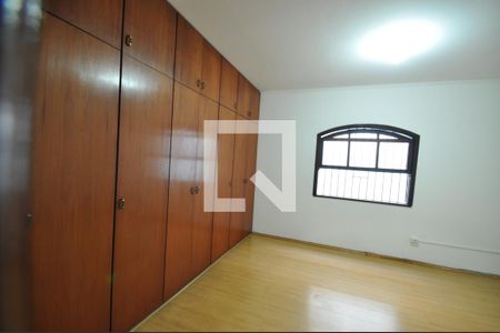 Quarto Suíte de casa para alugar com 3 quartos, 200m² em Vila Isolina Mazzei, São Paulo