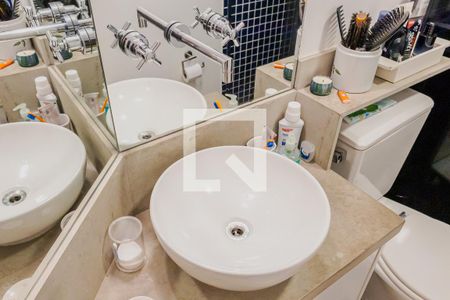 Apartamento para alugar com 65m², 2 quartos e 1 vagaBanheiro