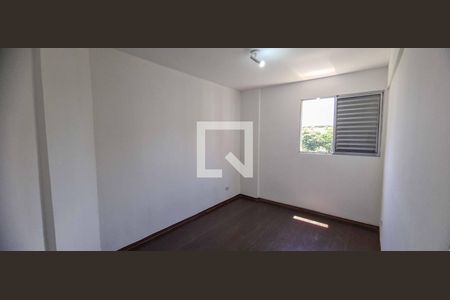 Quarto de apartamento à venda com 2 quartos, 55m² em Bandeiras, Osasco