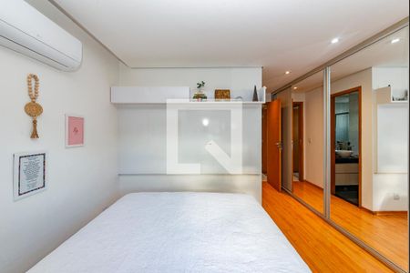 Apartamento para alugar com 69m², 2 quartos e 1 vagaSuíte